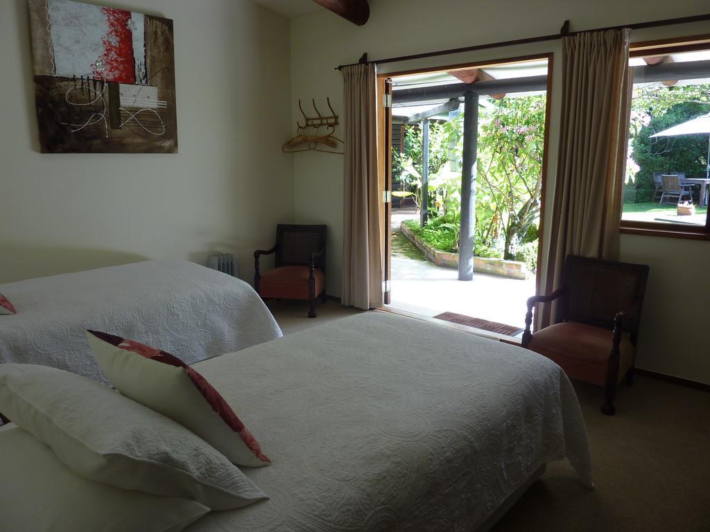 Thorold Country House เทมส์ ภายนอก รูปภาพ